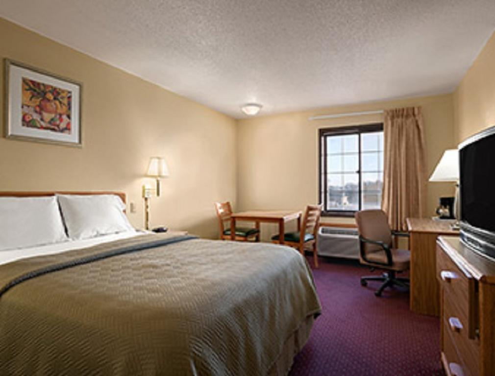 Travelodge Inn & Suites By Wyndham Muscatine Room photo